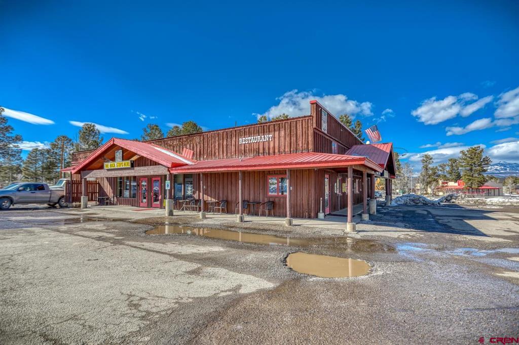 19 Navajo Trail Drive Property Photo 2