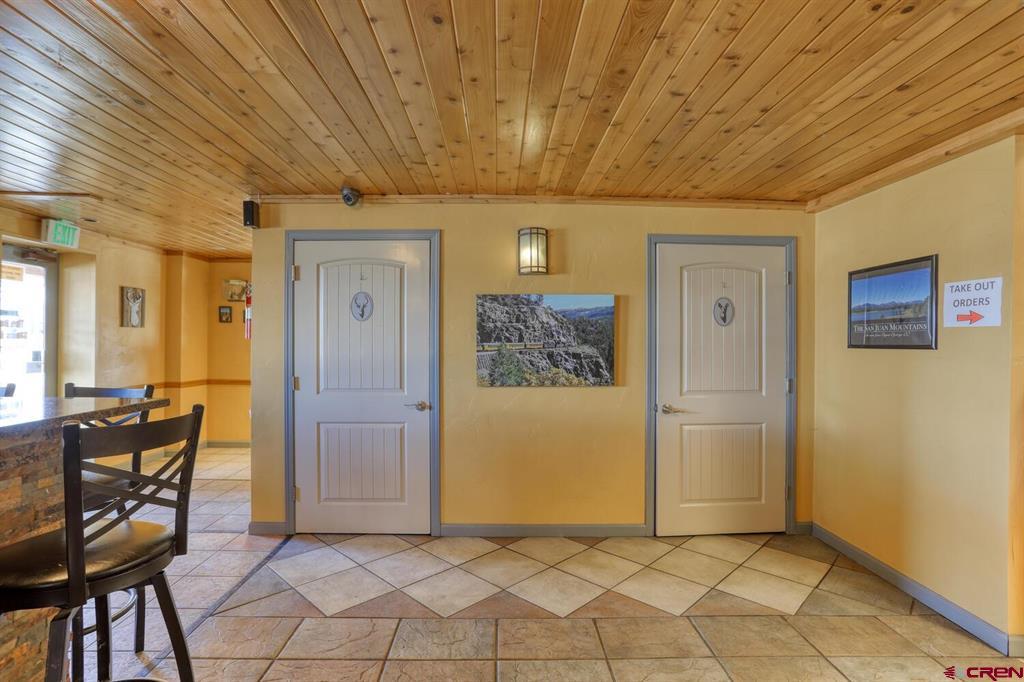 19 Navajo Trail Drive Property Photo 14