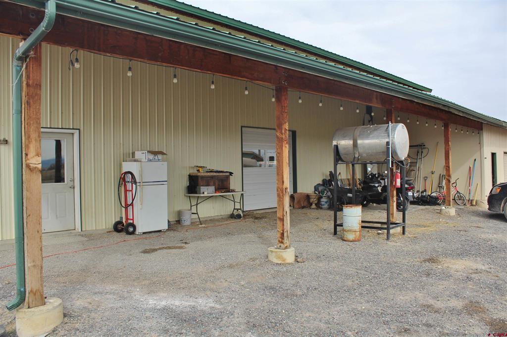 17938 B Road Property Photo 24