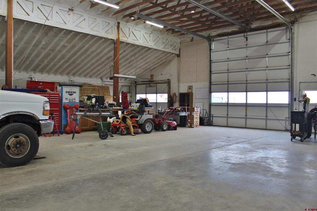 17938 B Road Property Photo 27