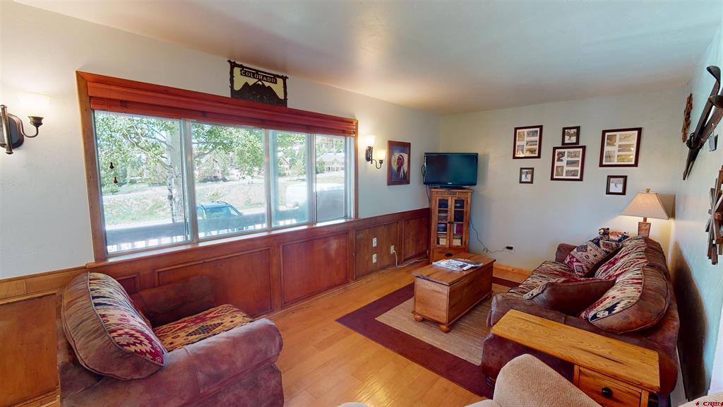 18 Crystal Road Property Photo 1