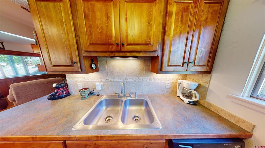 18 Crystal Road Property Photo 11