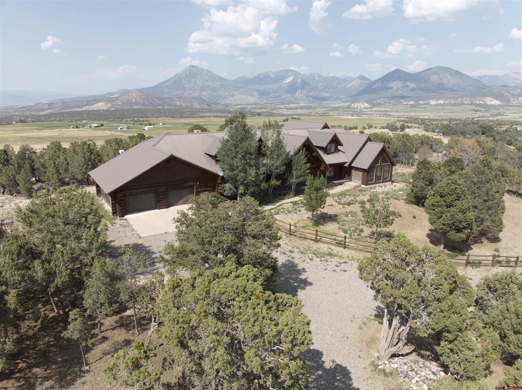 1830 Black Canyon Road Property Photo 1
