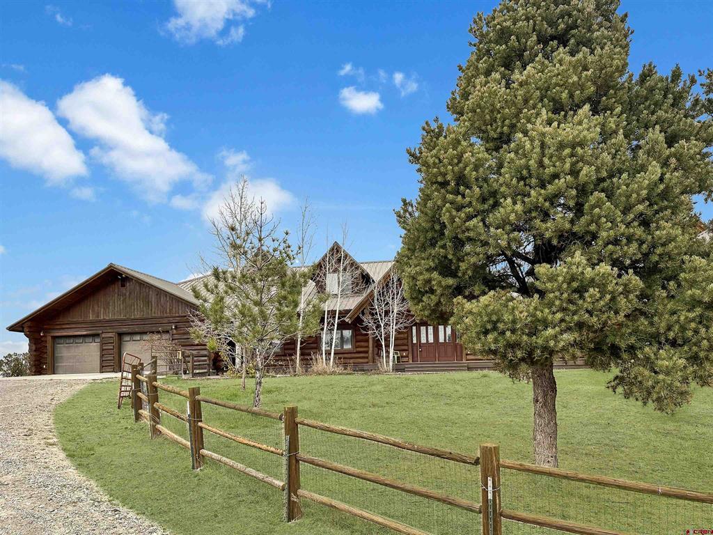 1830 Black Canyon Road Property Photo 7