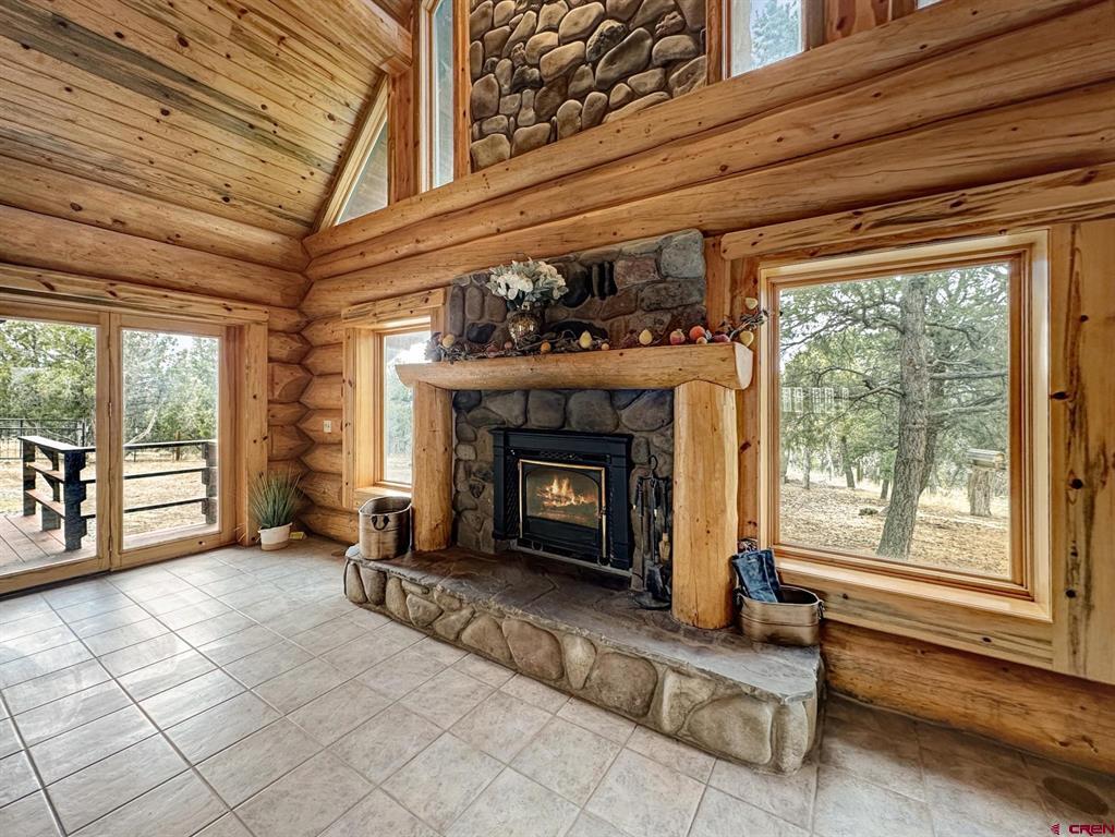 1830 Black Canyon Road Property Photo 9