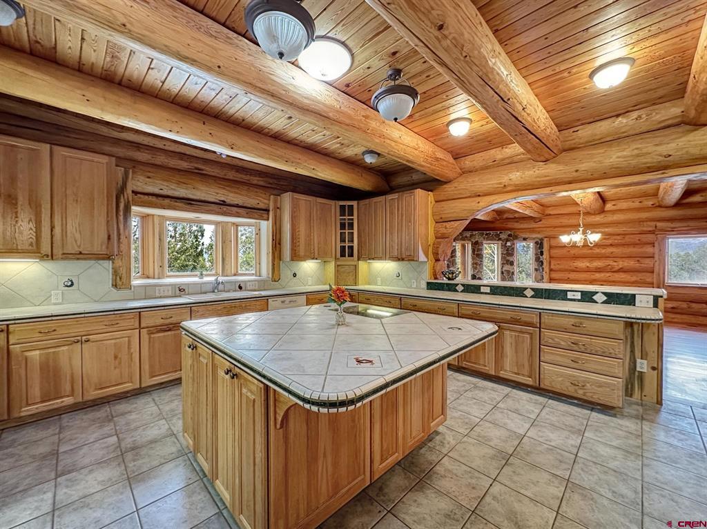 1830 Black Canyon Road Property Photo 14