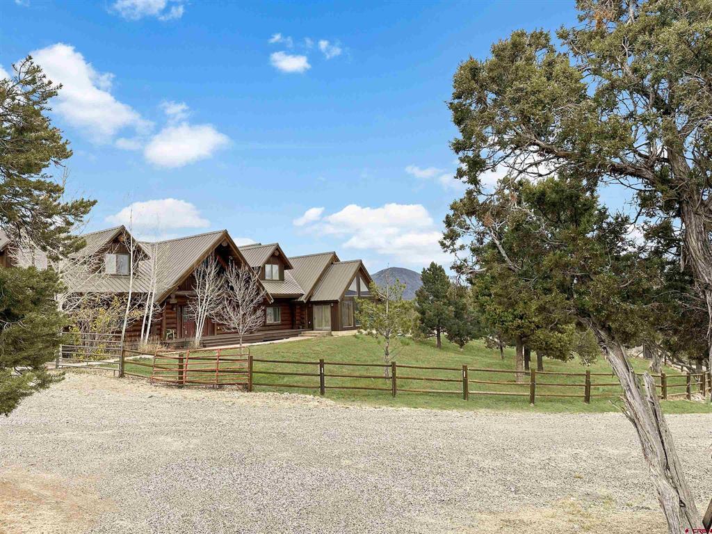 1830 Black Canyon Road Property Photo 43