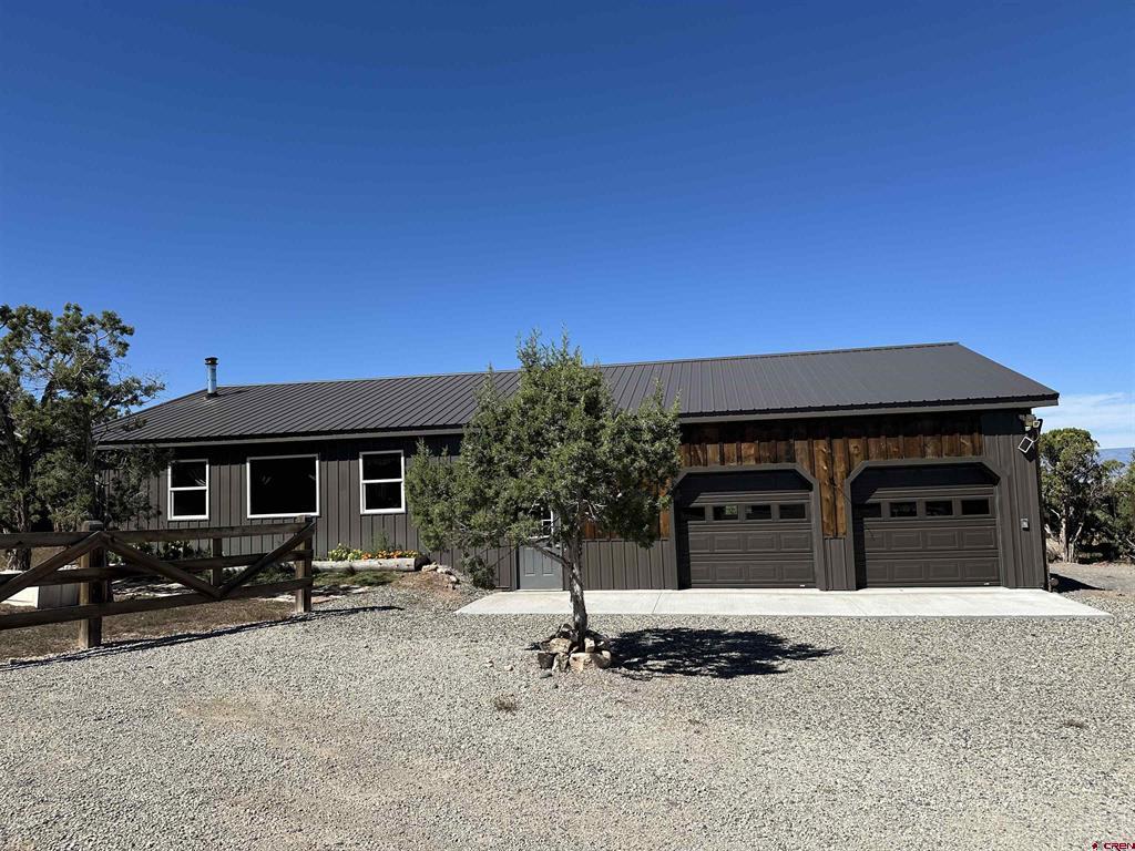 34214 Fruitland Mesa Road Property Photo 1