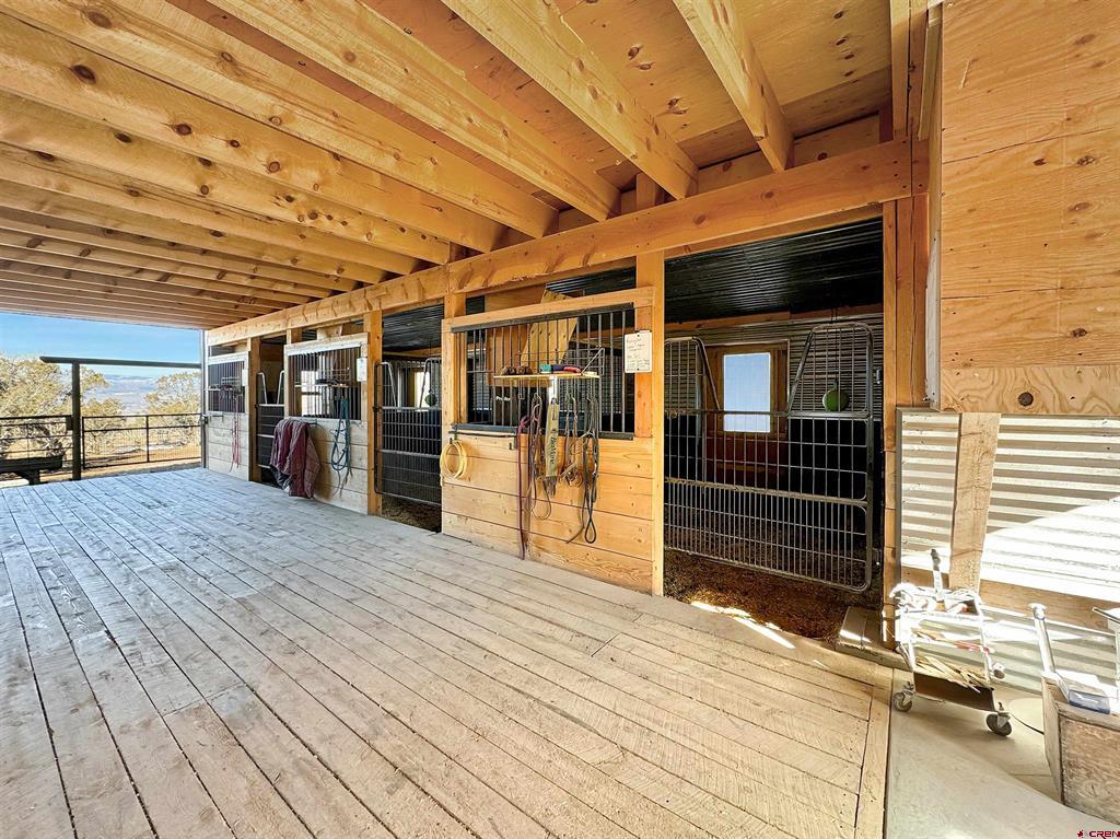 34214 Fruitland Mesa Road Property Photo 6