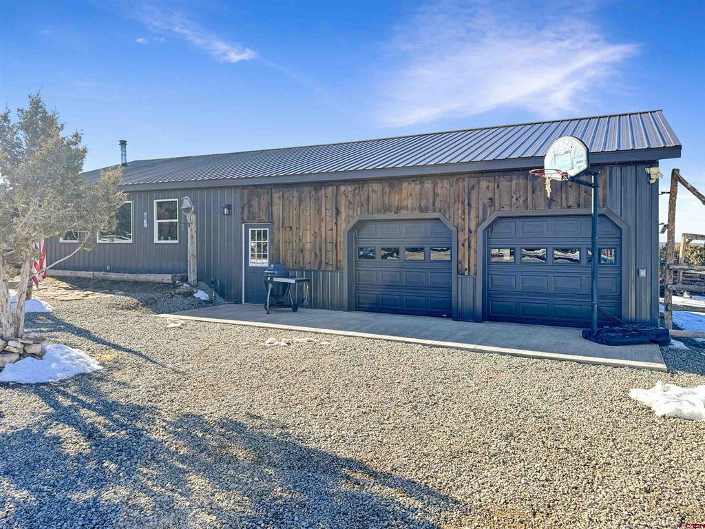 34214 Fruitland Mesa Road Property Photo 8