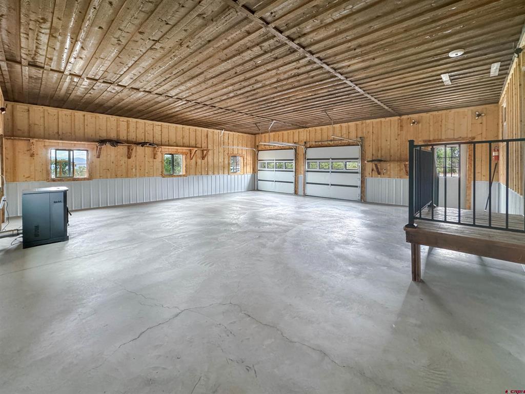 34214 Fruitland Mesa Road Property Photo 9