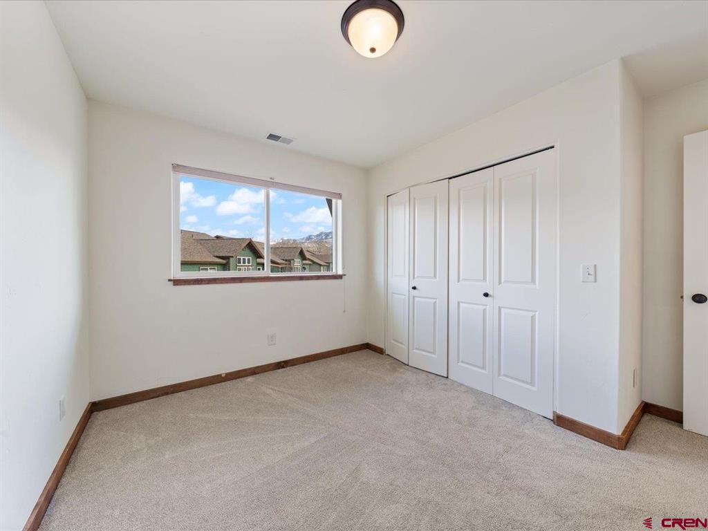 550 Redcliff Circle Property Photo 16