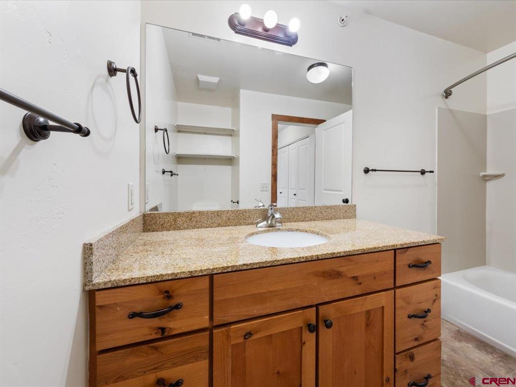550 Redcliff Circle Property Photo 20