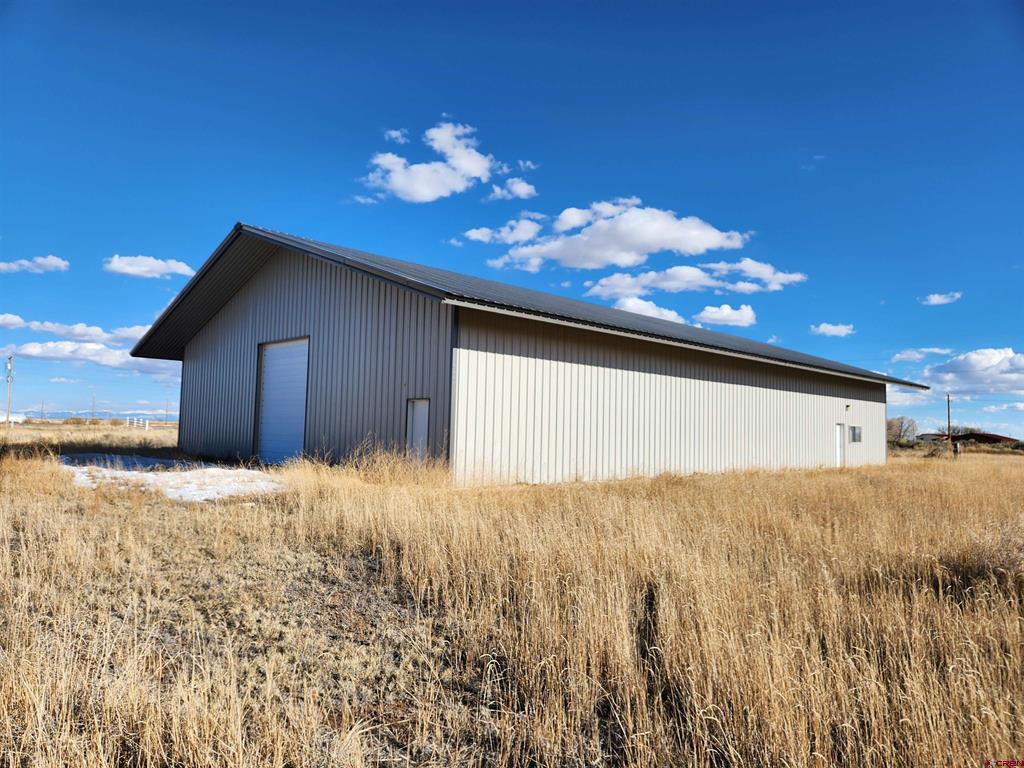 1935 South County Road 1 E Property Photo 4