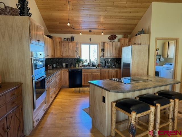 1831 Willow Park Drive Property Photo 10