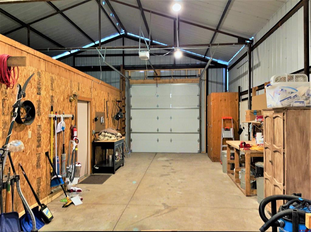 1831 Willow Park Drive Property Photo 28
