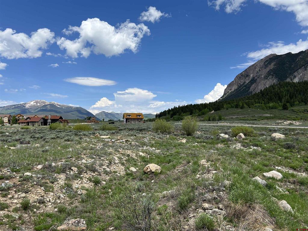 379 S Avion Drive Property Photo 8
