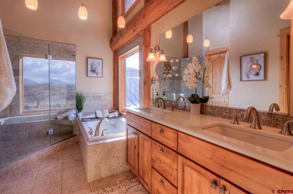 1390 Mountain Valley Road Property Photo 24
