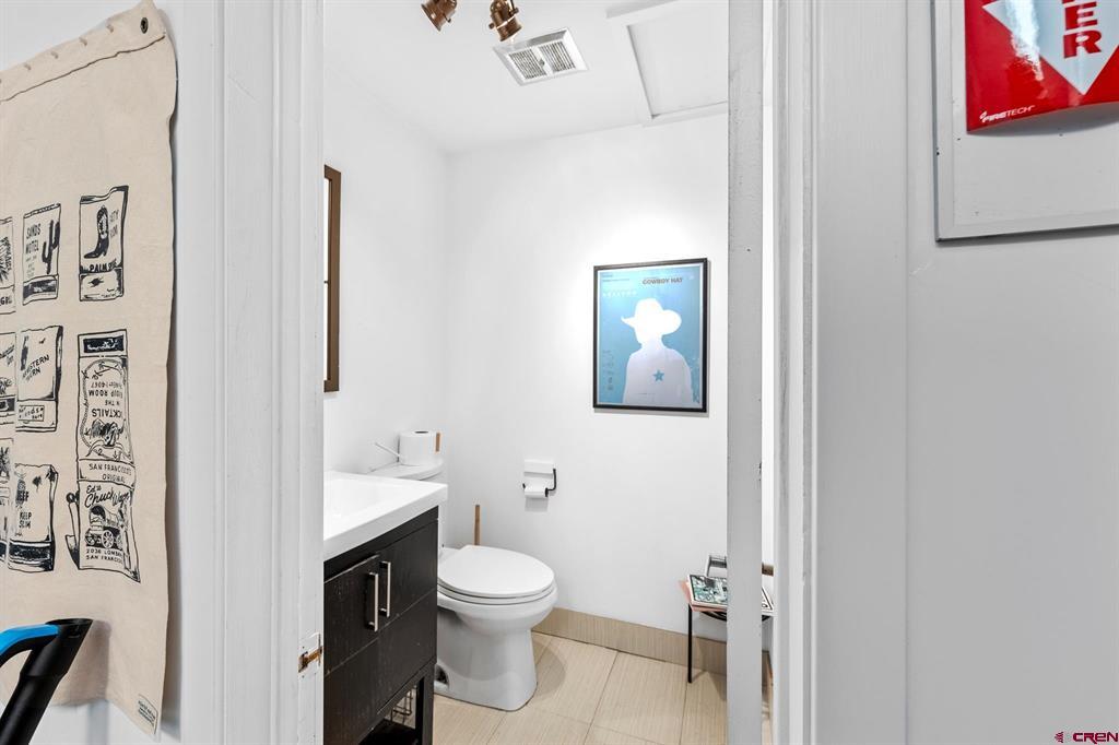 145 E College Drive Property Photo 18