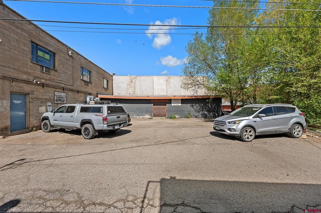 145 E College Drive Property Photo 21