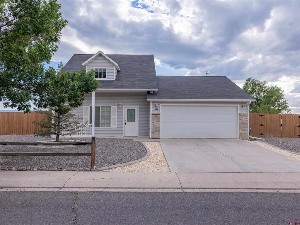 1848 Draft Horse Road Property Photo 1