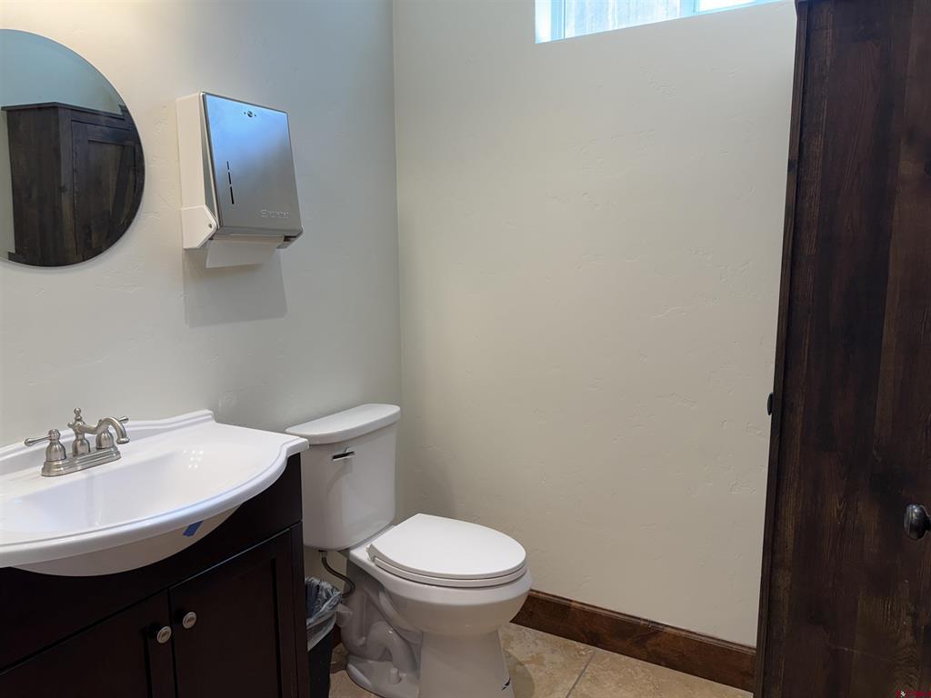 475 Main Street Property Photo 9