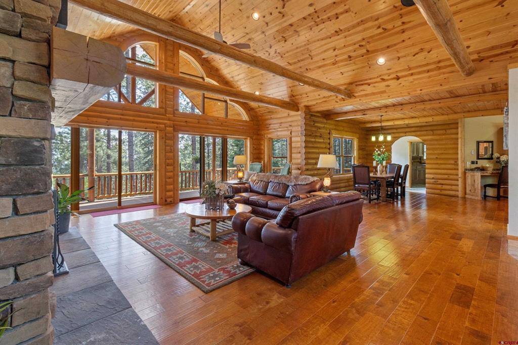 640 Clear View Road Property Photo 7