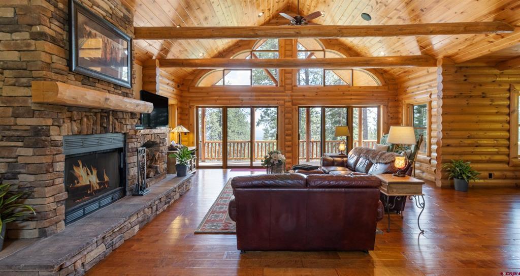 640 Clear View Road Property Photo 11