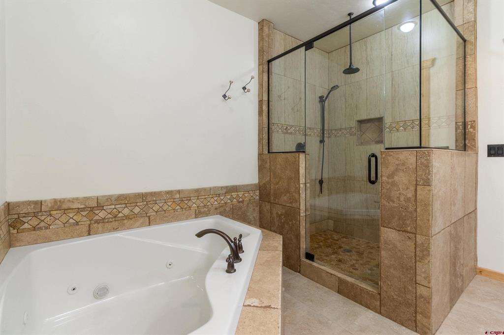 640 Clear View Road Property Photo 24