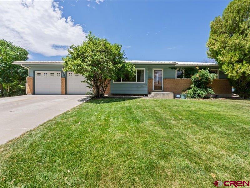 1424 Dover Road Property Photo 1
