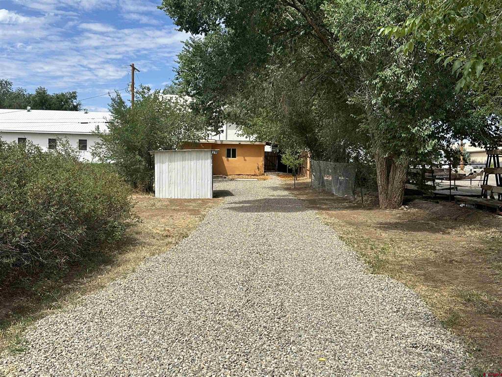 111 S Elm Street Property Photo 2