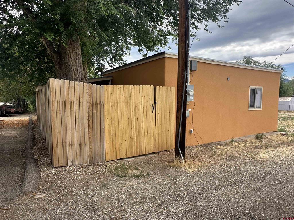 111 S Elm Street Property Photo 18