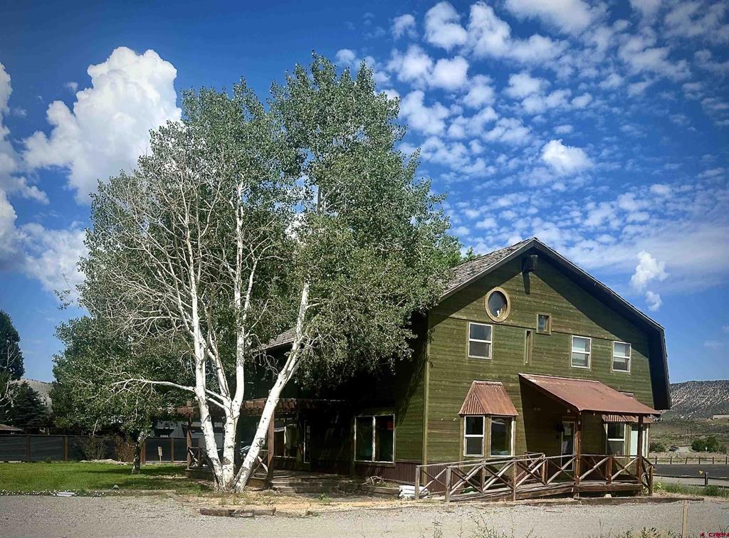 255 Hunter Parkway Property Photo