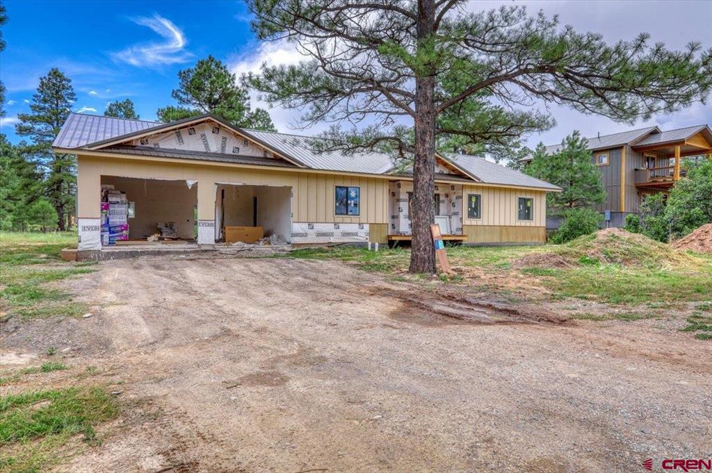 35 Mansions Circle Property Photo