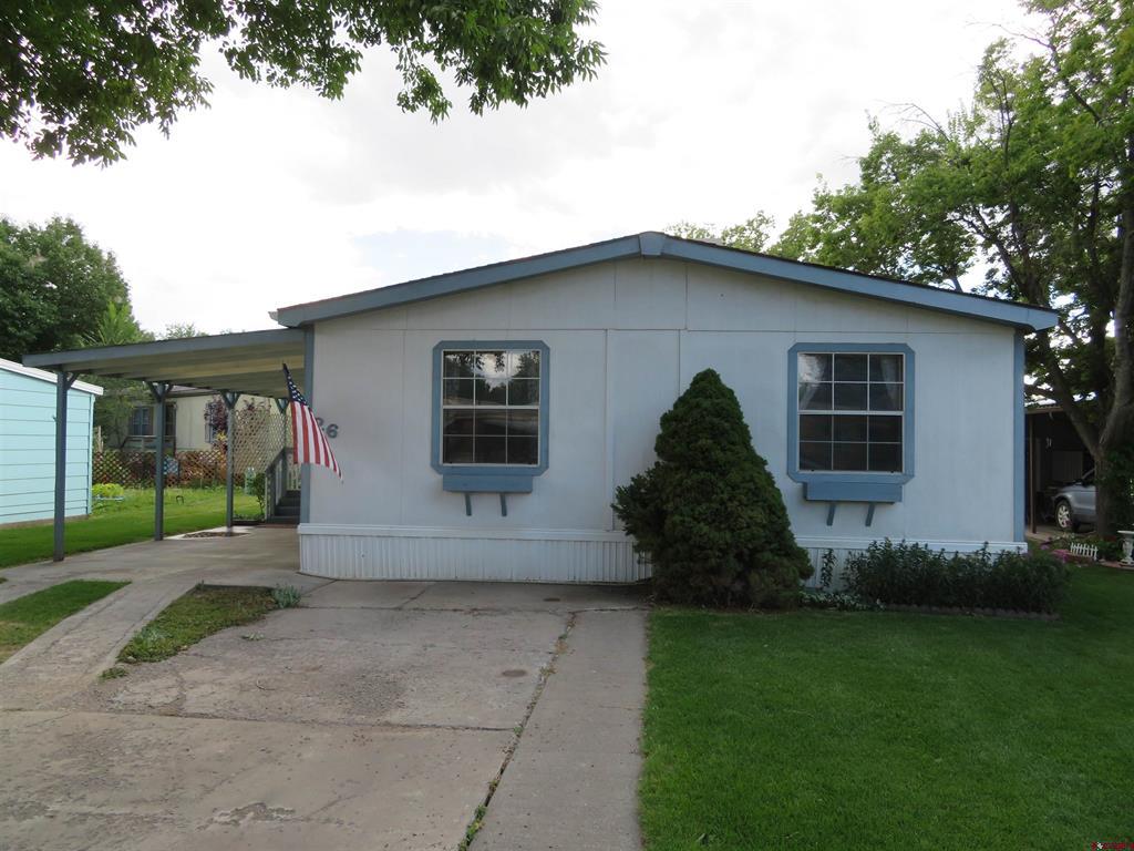 383 S Hillcrest Drive Property Photo 1