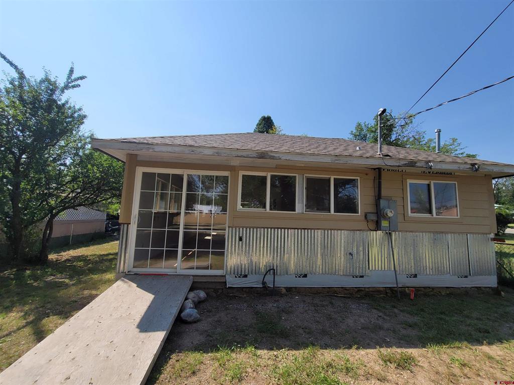 610 Browning Avenue Property Photo 3