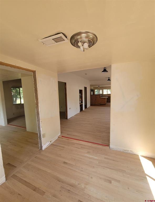 610 Browning Avenue Property Photo 4