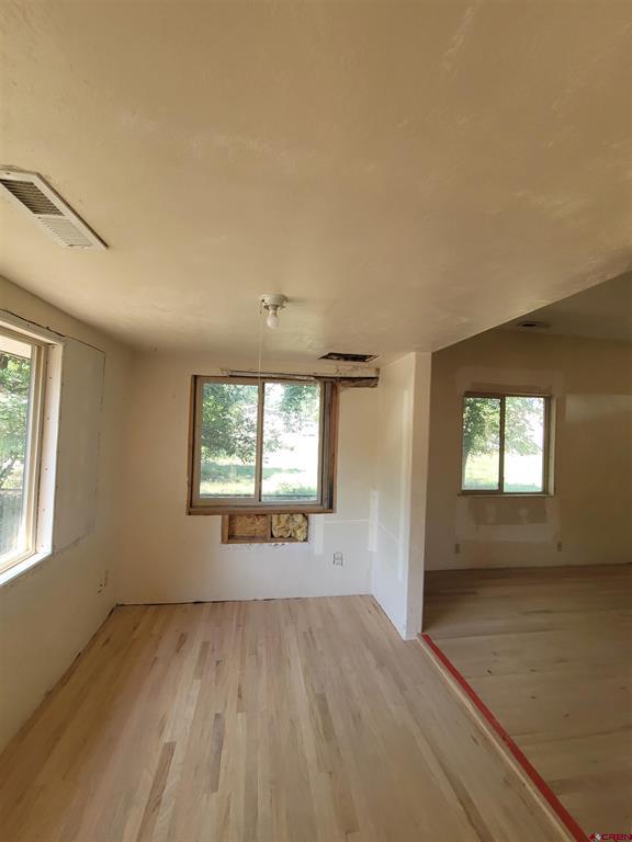 610 Browning Avenue Property Photo 5