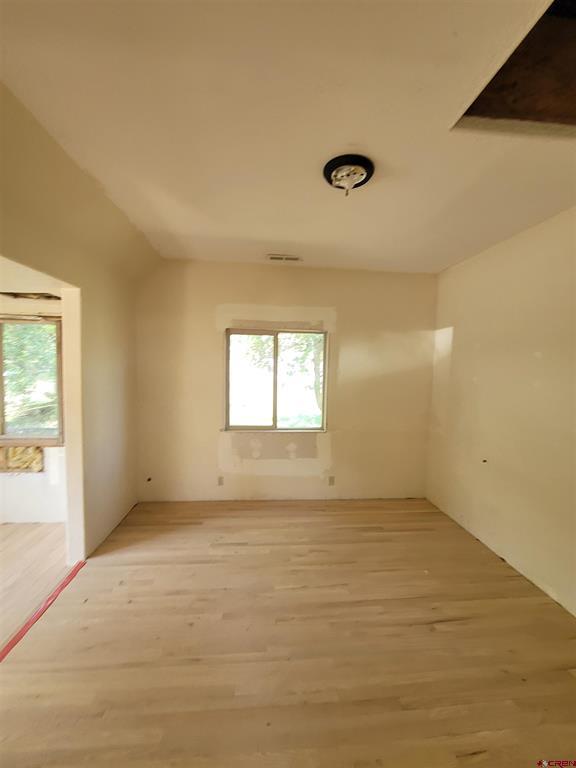 610 Browning Avenue Property Photo 6