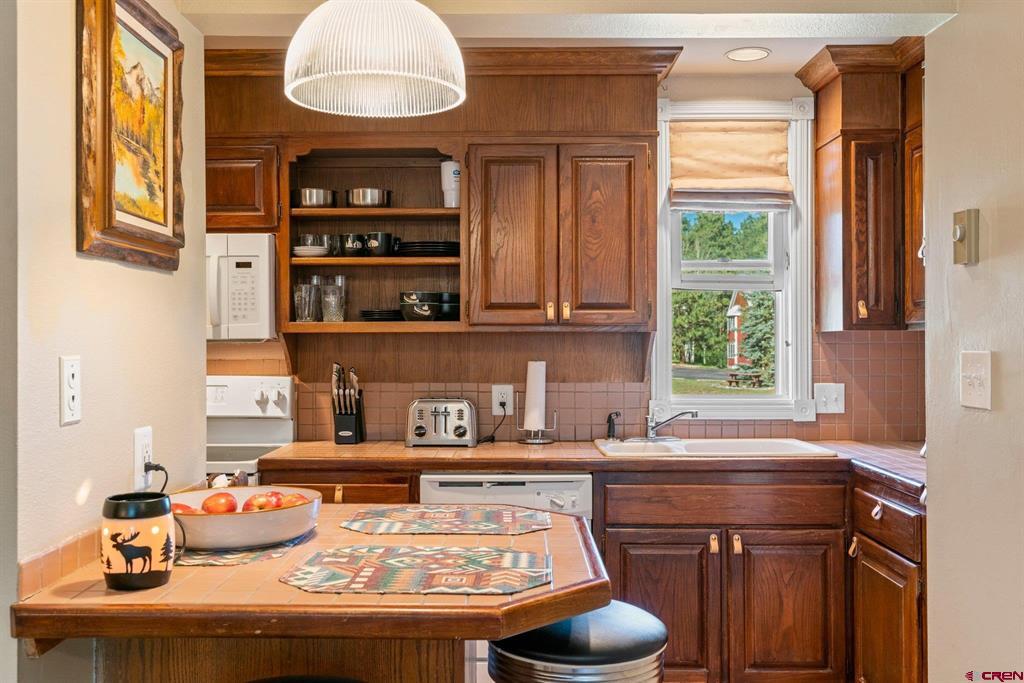 308 Silver Queen Property Photo 16