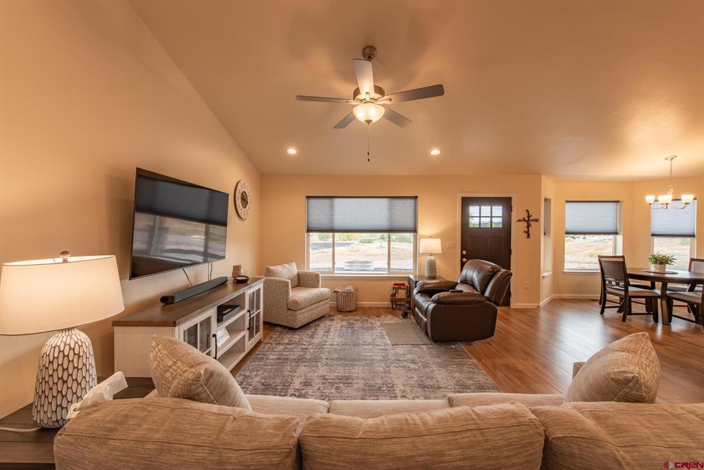 65301 Solar Heights Lane Property Photo 4