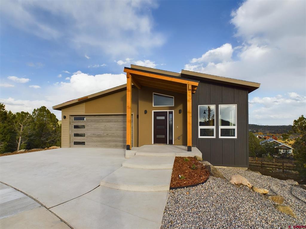 54 Yarrow Court Property Photo
