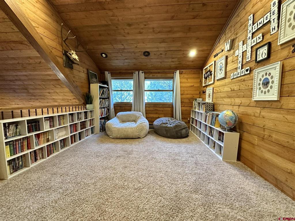1425 N Highway 149 Property Photo 19