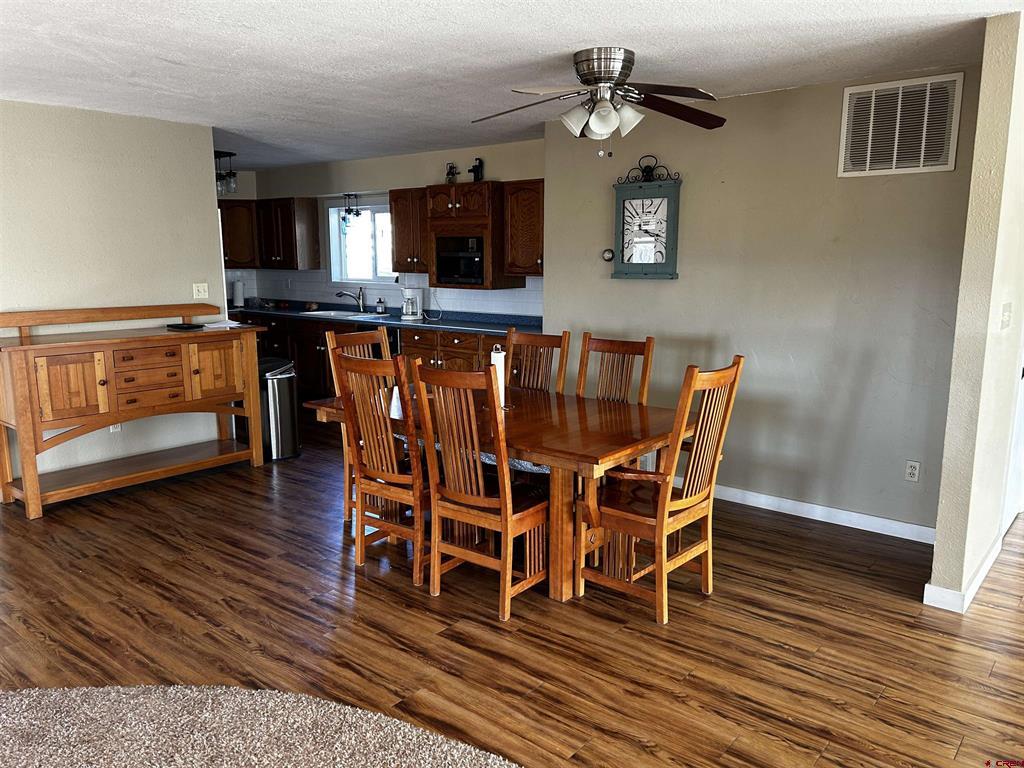 563 Pine Street Property Photo 5