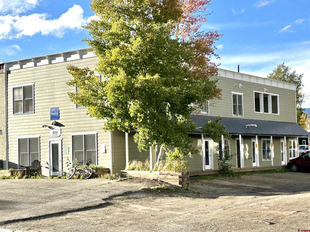 309 Belleview Avenue Property Photo 1