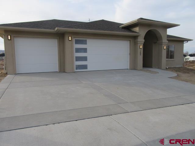 253 Brooke Lane Property Photo
