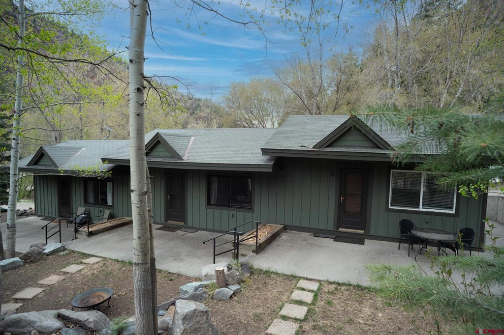 113 Loretta Court Property Photo 1