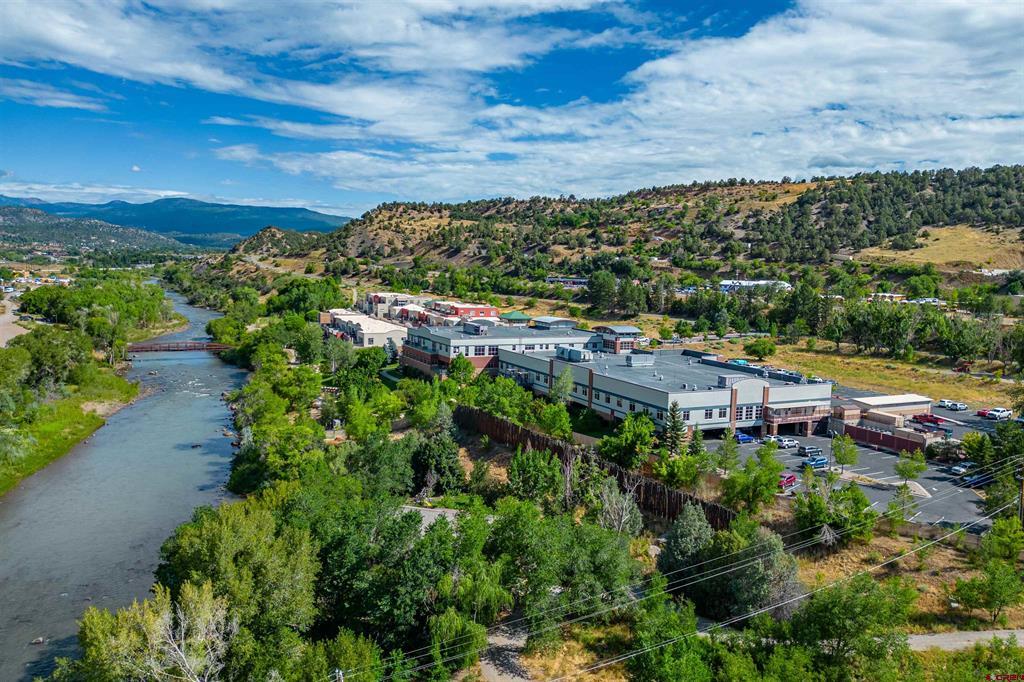 575 Rivergate Lane Property Photo 5