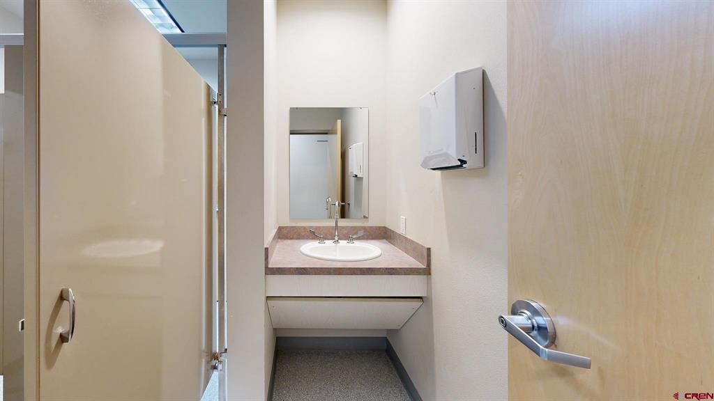 575 Rivergate Lane Property Photo 22