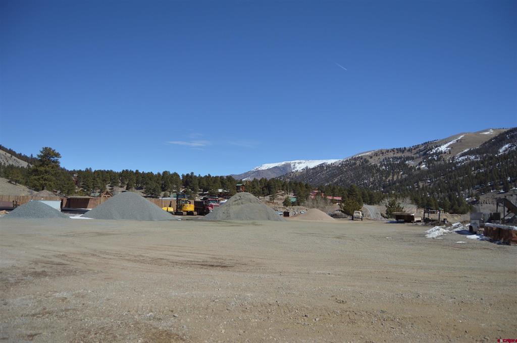 865 Gunnison Avenue Property Photo